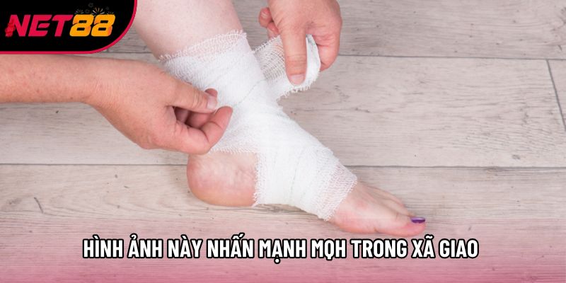 Hình ảnh này nhấn mạnh MQH trong xã giao